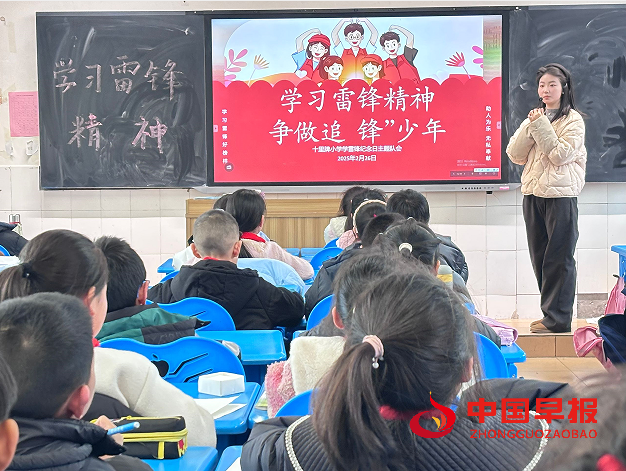 1740628382313677.png 1.png