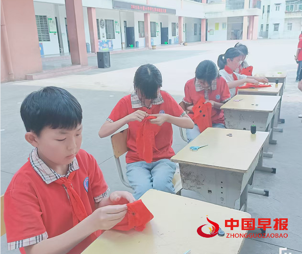 1748599611202292.png 3纽扣.png