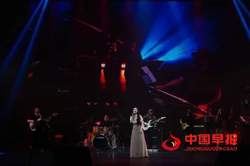 蒋潞妍“绽放”深圳演唱会温情落幕：湘音连深粤，逐梦绽芳华(图4)