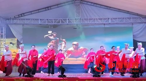 “铭记历史,珍爱和平”宜昌万达公益文艺演出圆满落幕(图7) “铭记历史,珍爱和平”宜昌万达公益文艺演出圆满落幕(图7)