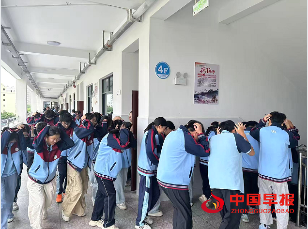 1758189504100122.png 1.png