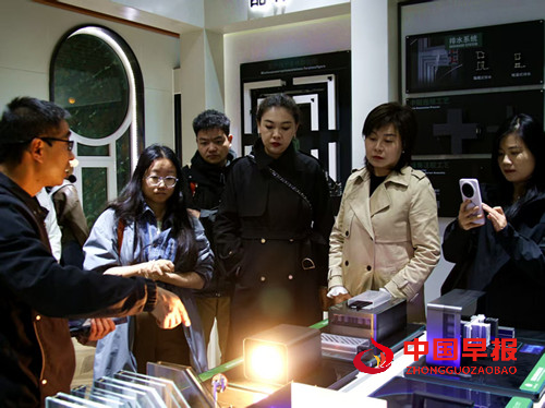 青海海东:“河湟福地·春华秋实—2025媒体海东行”活动启动(图7) 青海海东:“河湟福地·春华秋实—2025媒体海东行”活动启动(图7)